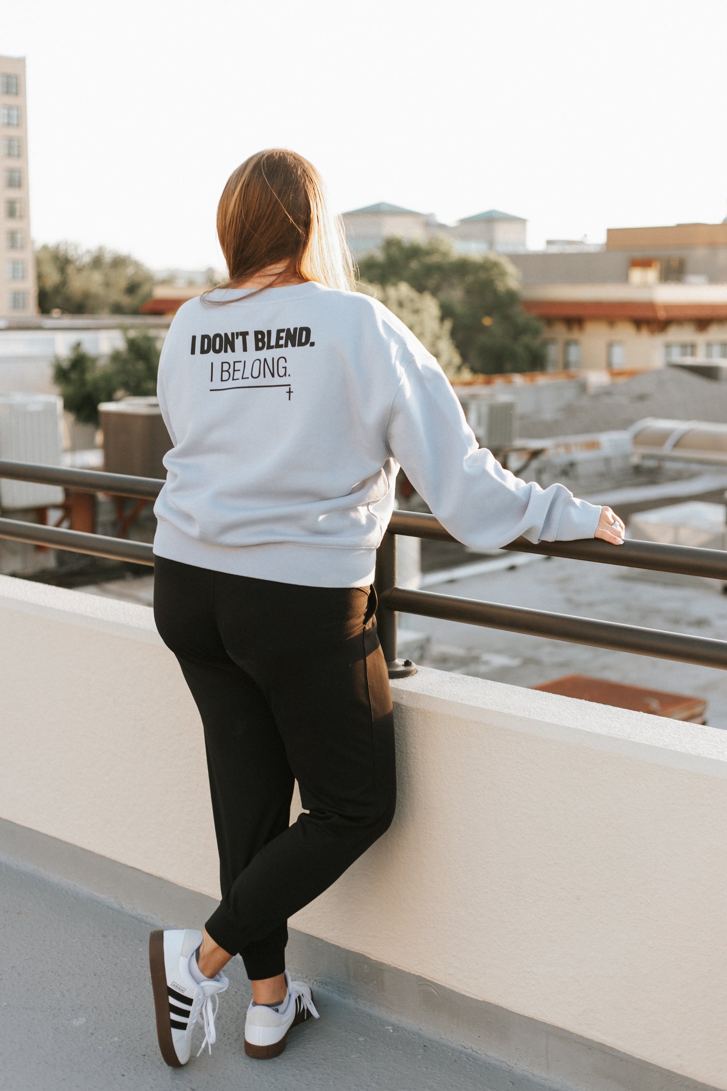 Women's Set Apart Crew